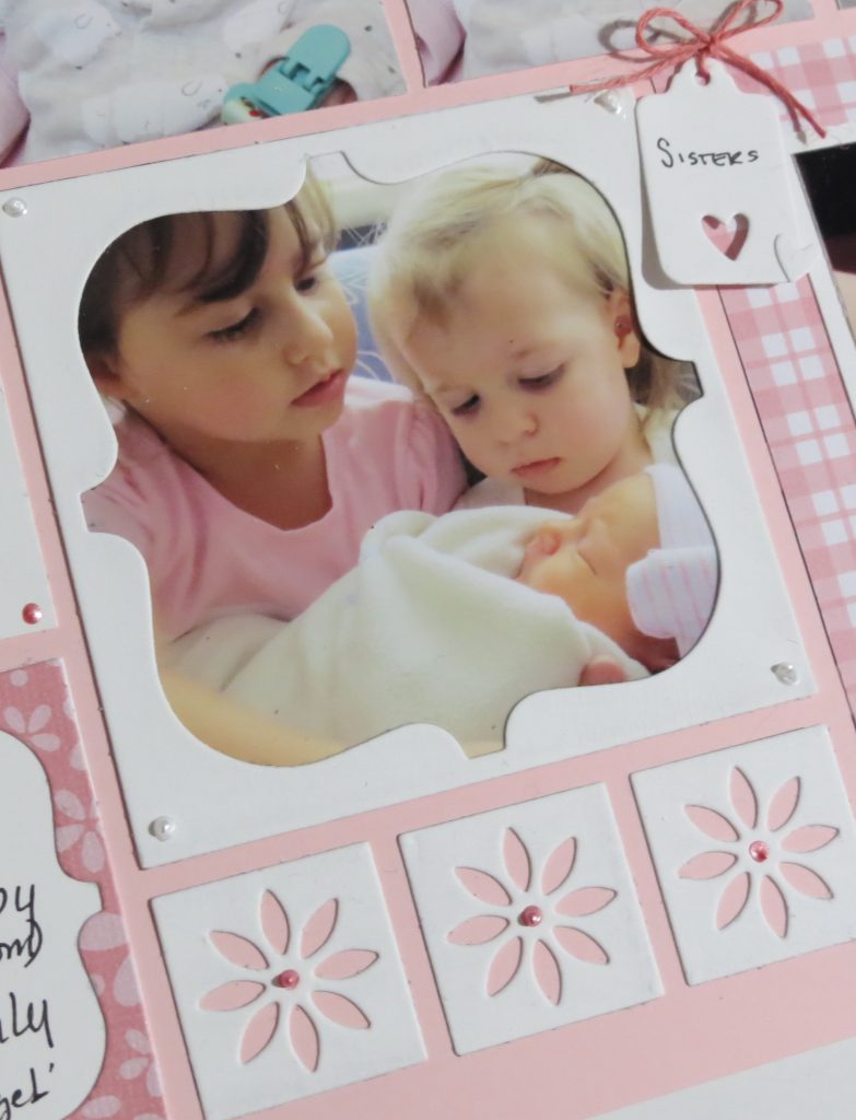 Mosaic Moments Pink Grid Paper, the Scallop Frame Die