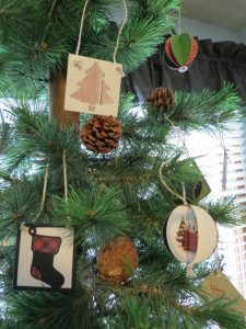 Mosaic Moments Designing with Dies Christmas Ornaments